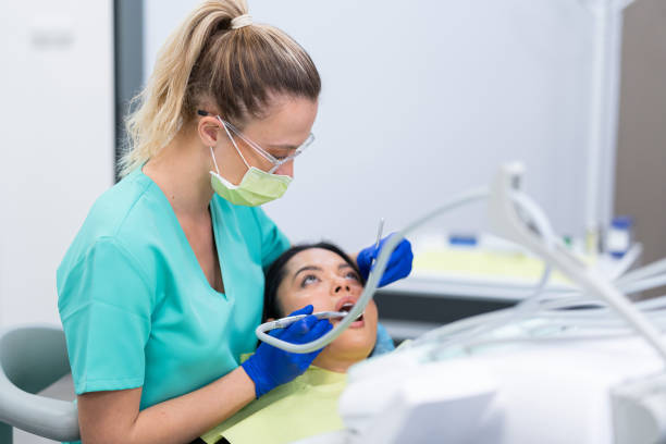Best Cracked Tooth Emergency Dentist  in Collinsvle, IL